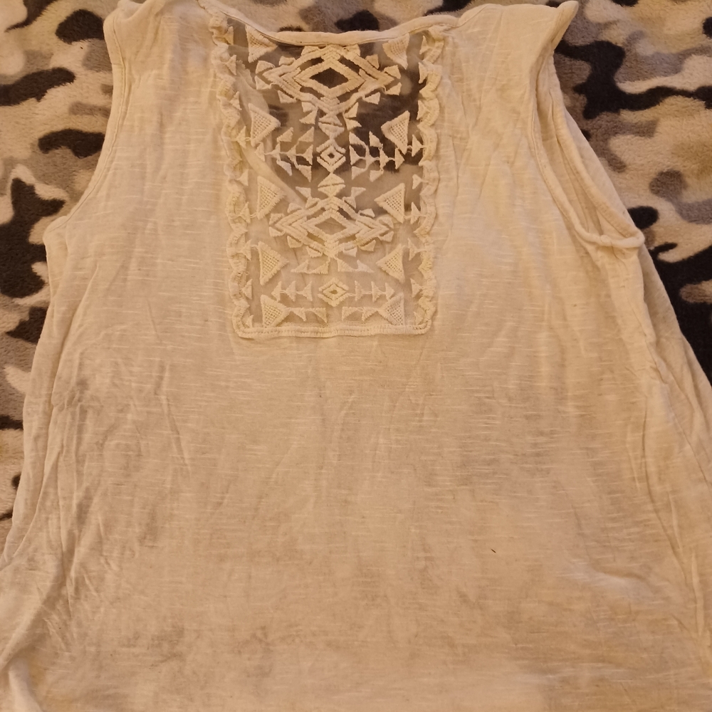 Lace Back Tank - Picture 2 of 3